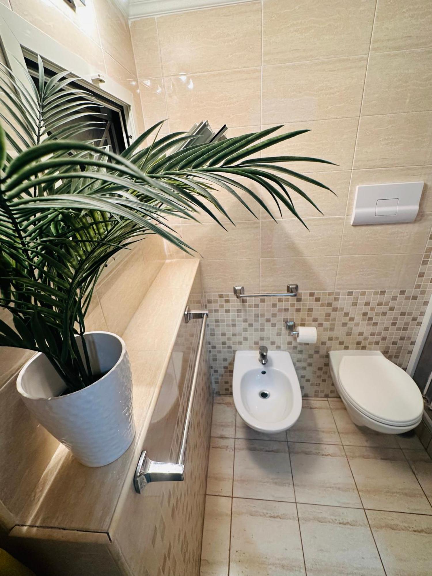 Casa Luisa2 Apartment เนเปิลส์ ภายนอก รูปภาพ