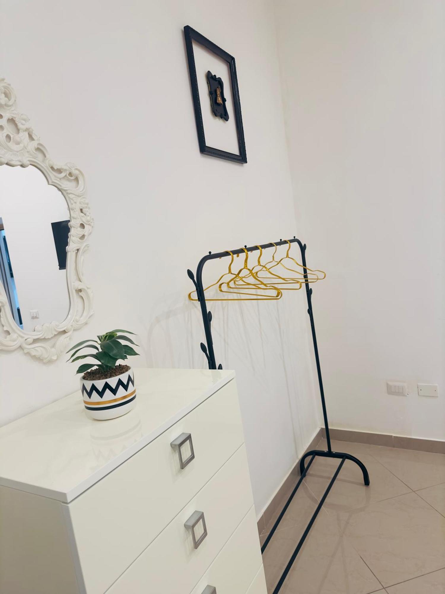 Casa Luisa2 Apartment เนเปิลส์ ภายนอก รูปภาพ